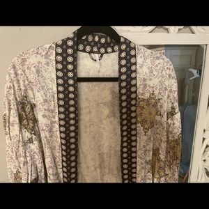 Free People Kimono in Size S/P. Never worn!!!